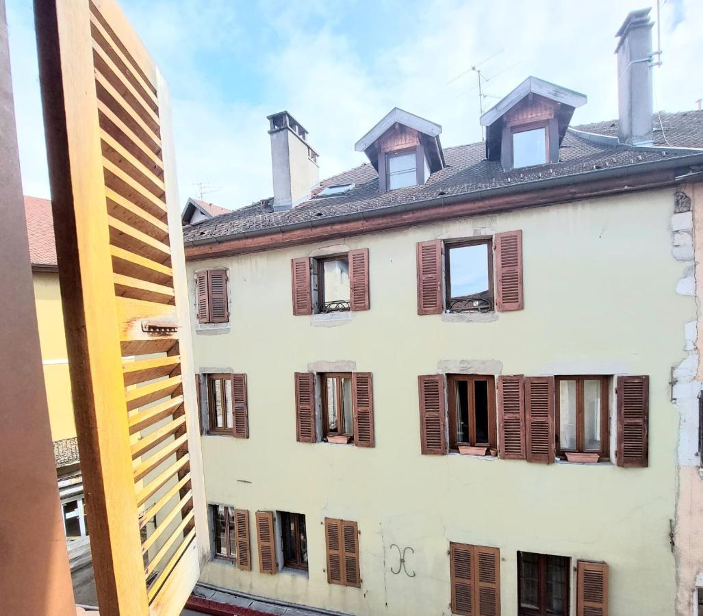 Chalet Charm In The Heart Of The Old Town Анси Экстерьер фото